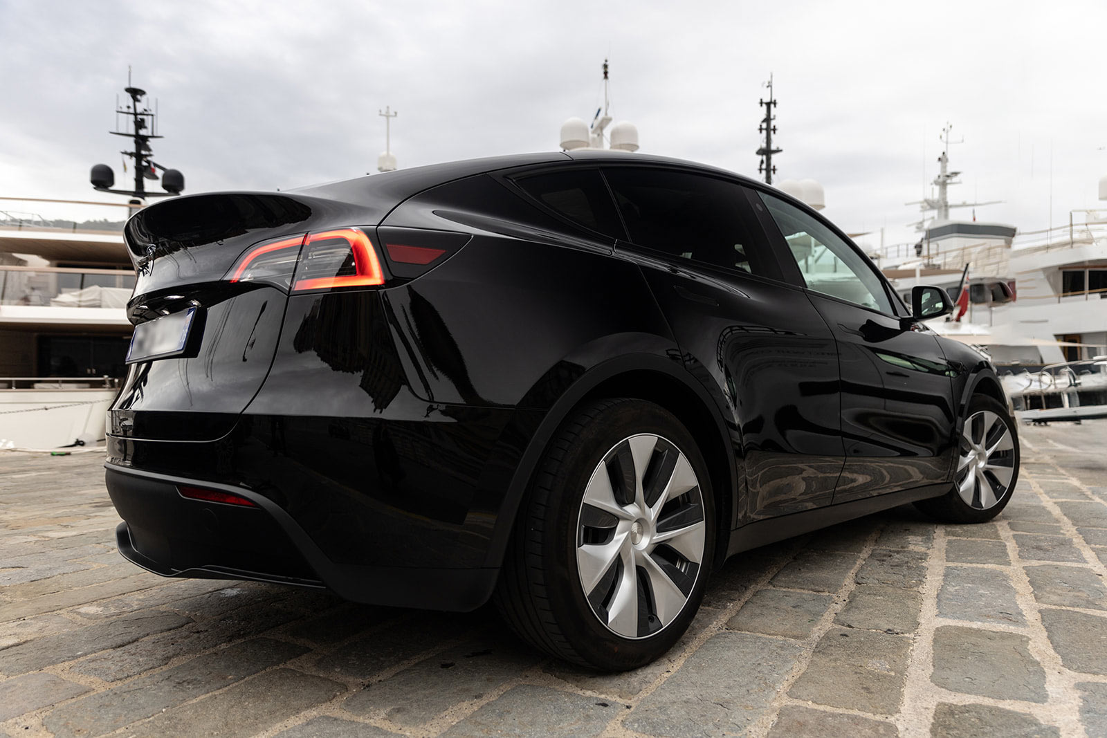Véhicule Tesla de ZenRide VTC